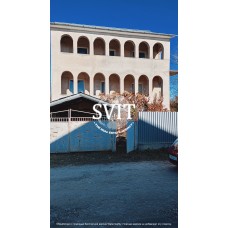 Продам земельну ділянку з забудовою Лисогірка