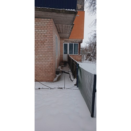 Продам дворівневу квартиру в центрі села Маків