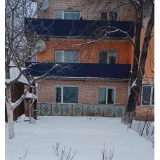 Продам дворівневу квартиру в центрі села Маків