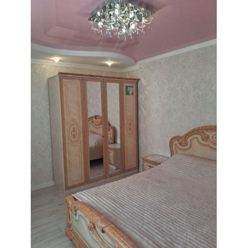 Продам частину будинку в центрі міста
