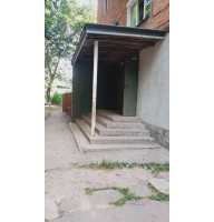 Оренда комерційне приміщення загальною площею 16 м.кв. в місті Кам'янець-Подільський 