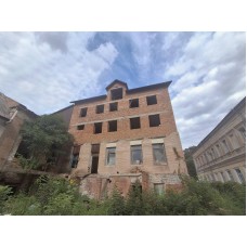 Продається комерційний об'єкт 1057,2 м² в центрі м. Кам'янець -Подольский 