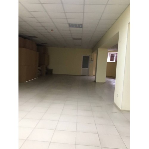 Здається просторе приміщення 190 м² в оренду у Кам’янці-Подільському