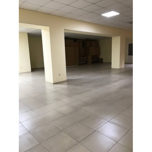 Здається просторе приміщення 190 м² в оренду у Кам’янці-Подільському